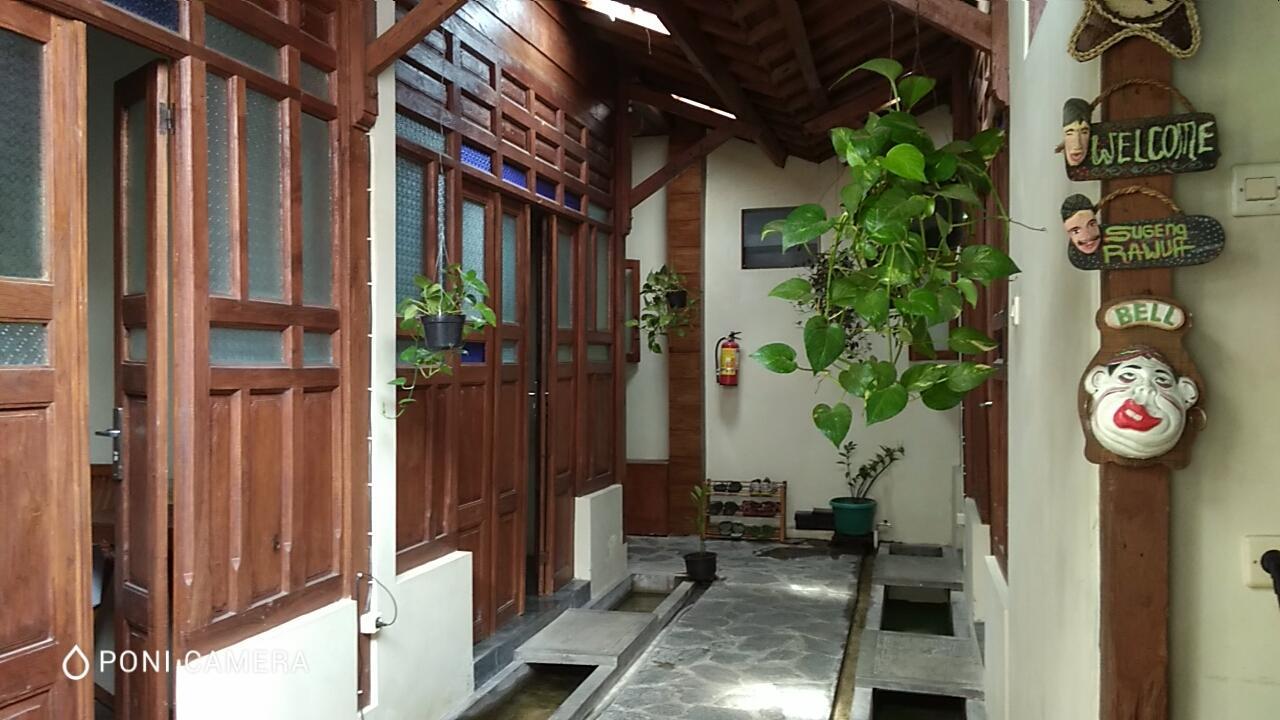 Hotel Ndalem Timoho à Yogyakarta Extérieur photo