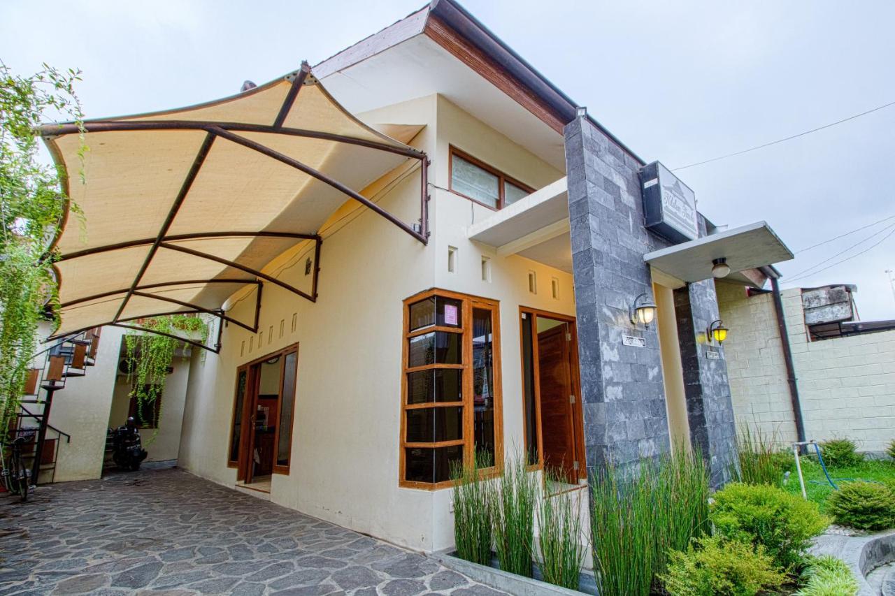 Hotel Ndalem Timoho à Yogyakarta Extérieur photo