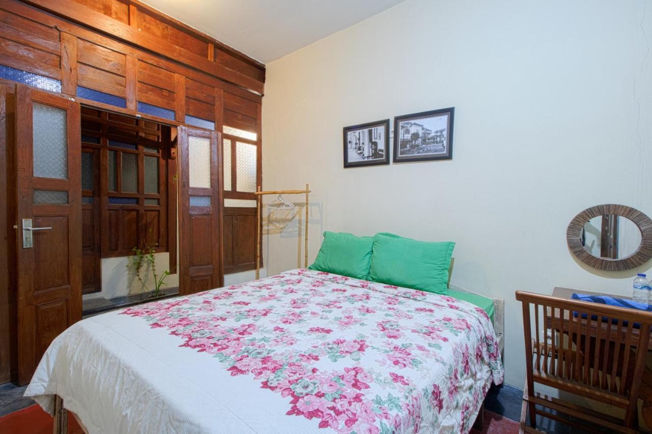 Hotel Ndalem Timoho à Yogyakarta Extérieur photo